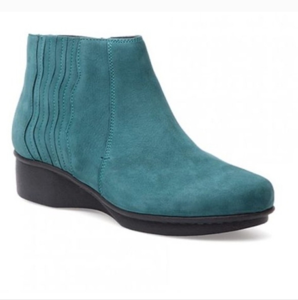 Dansko Larkin Teal Ankle Boots